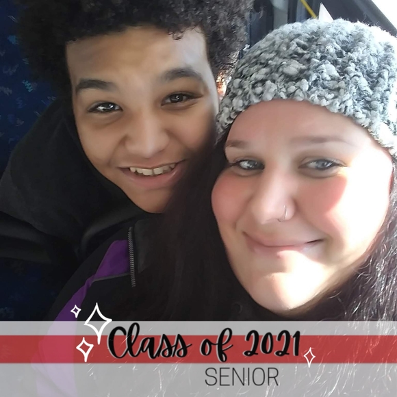 Poshmark profile picture for @kj79